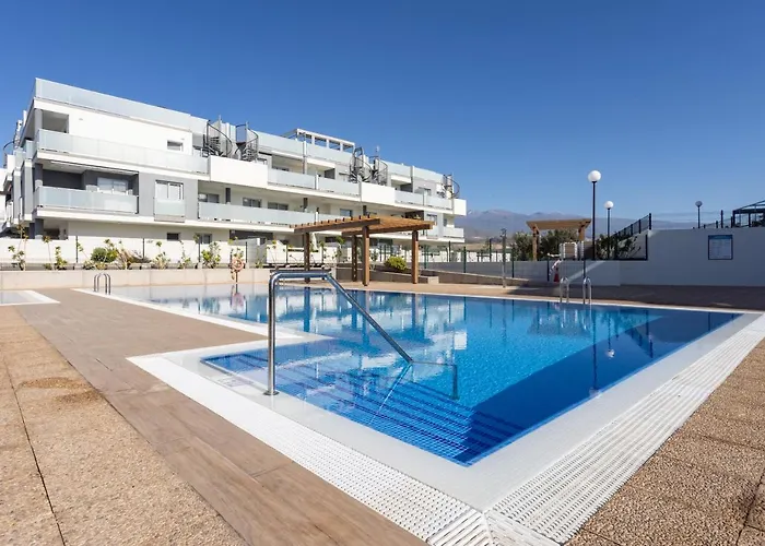 Maday Home , Big Terrace And Swimingpool